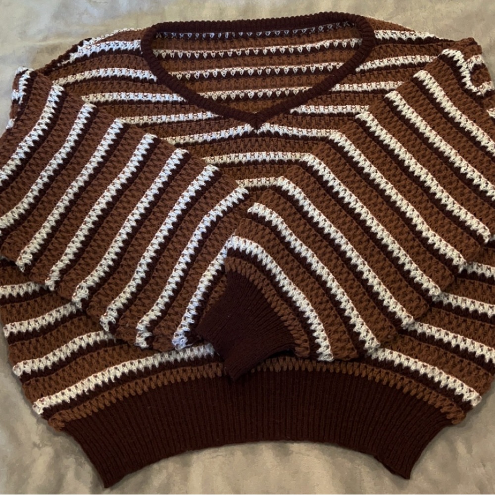 Shein Curve 1XL Brown and White Striped Cropped Sweater